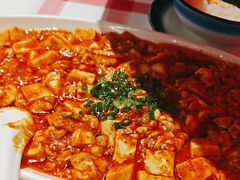 -洪霞餐馆·川菜·鲜货现炒(两江春城店)