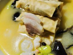 浇头荠菜百叶包-金枝玉叶上海人家食府(三里河店)