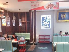 -阿瓦山寨·湘菜现炒·剁椒鱼头王(咸阳总店)