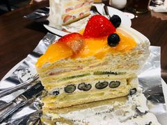 水果千层蛋糕-HARBS(渋谷ヒカリエ シンクス店)