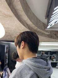 点击看大图 -宫铭烫发染发接发店