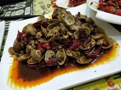 -扒虾小妹儿麻辣海鲜(宏图街店)