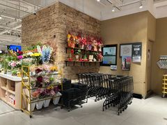 -七鲜超市(瑞虹天地太阳宫店)