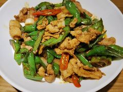 -吕氏疙瘩汤·新鲁菜(新贵和店)