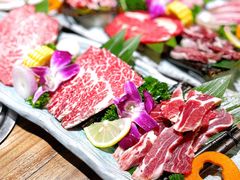 -明洞阿姨·韩式酱蟹烤肉·创意料理(三元桥店)