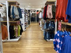 -优衣库(南宁安吉万达广场店)