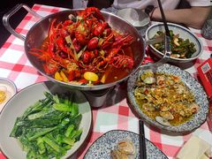 -靓虾二哥长沙地标小龙虾(五一广场店)