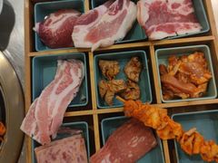 -烤路里·韩国品质自助烤肉(石路天虹4号店)