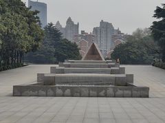 -上海市龙华烈士陵园