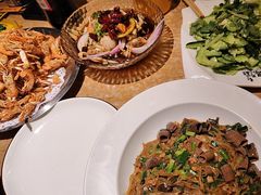 -喝丢一只鞋海鲜烧烤·海肠捞饭(东关街店)
