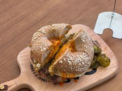 -Catch Bagel(芳草地店)