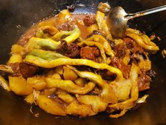 铁锅炖鸡-粗粮人家·东北菜(洋桥店)