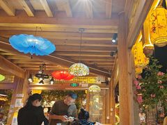 -民食香·腊排骨野生菌美食(木府店)
