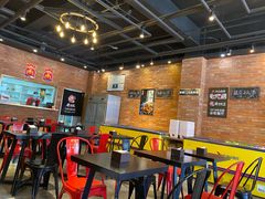 大堂-老啪叽串炒饭(铁百店)