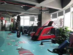 -KingBull私教健身&格斗订制(龙井商业中心店)