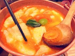 -云海肴·汽锅鸡·云南菜(天山百盛优客店)