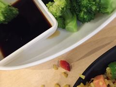 -来龙里 精致 东南亚餐室(万象城店)