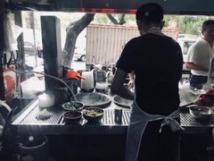 -广场正宗原汁薏米店