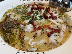 -江渔儿酸菜鱼(港湾1号店)