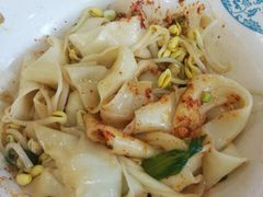 老陕油泼面-东关吉祥西安腊汁肉夹馍(健德门店)