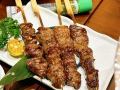 碳烤牛肉串-8PINTS八品脱·日料·烧鸟·精酿小酒馆(莘庄店)