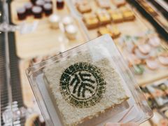 北大Logo蛋糕-北大家园食堂
