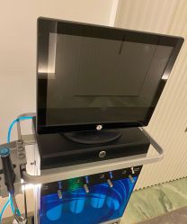 -AURAS璈然科技护肤中心