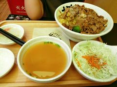 -熊吞·大碗丼烧肉饭(济宁万达广场店)