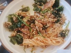 -伊带伊路新疆美食府(呼家楼店)