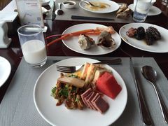 -荣誉国际酒店-云顶旋转餐厅