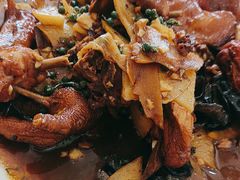 -美顺香食府鱼头老店(雪野湖店)