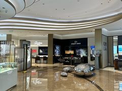 -亨吉利世界名表中心(华润万象城店)