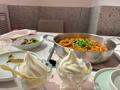 -黄记煌三汁焖锅(新佳丽江汉路店)