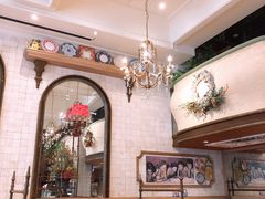 -玛格萝妮比萨屋(四平店)