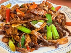 肉炒野山菌-丽泽山庄·生态怀柔菜·虹鳟鱼(红螺寺店)