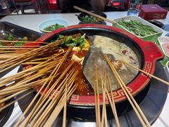 -钢管厂五区小郡肝串串香(奥克斯广场锦城万达店)