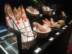 -Salon de The de Joel Robuchon(外滩18号店)
