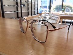 -无界眼镜MaxLess(滨江星光大道店)