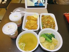 -香港新发烧腊茶餐厅(万象店)