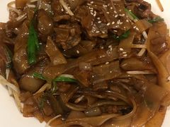 -新大咀港式茶餐厅(宝山万达店)