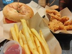-必胜客(沈辽路万达店)