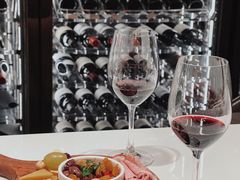 -wineapp葡萄酒餐吧(外滩金融中心店)