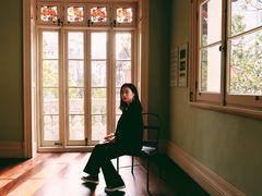 -Nathalie Djurberg与Hans Berg“牛皮纸包裹的月亮”-Prada荣宅当季展览