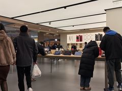 -华为授权体验店(中山公园来福士)