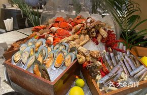 Seafood Buffet All-You-Can-Eat