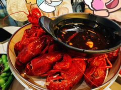 -巴厘龙虾·榜首油焖大虾(音乐学院·沿江酒馆店)