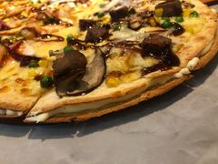 双层和风野捕海虾拼照烧牛肉披萨-必胜客(嘉兴万达店)