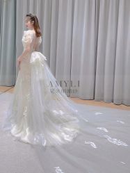 -艾米丽婚纱礼服