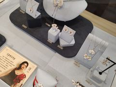 -HEFANG Jewelry何方珠宝(三里屯太古里店)
