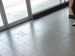 -麦当劳(杨林得来速店)
